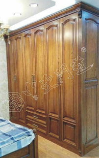 中亞木業(yè) 原木定制產品系列之衣柜